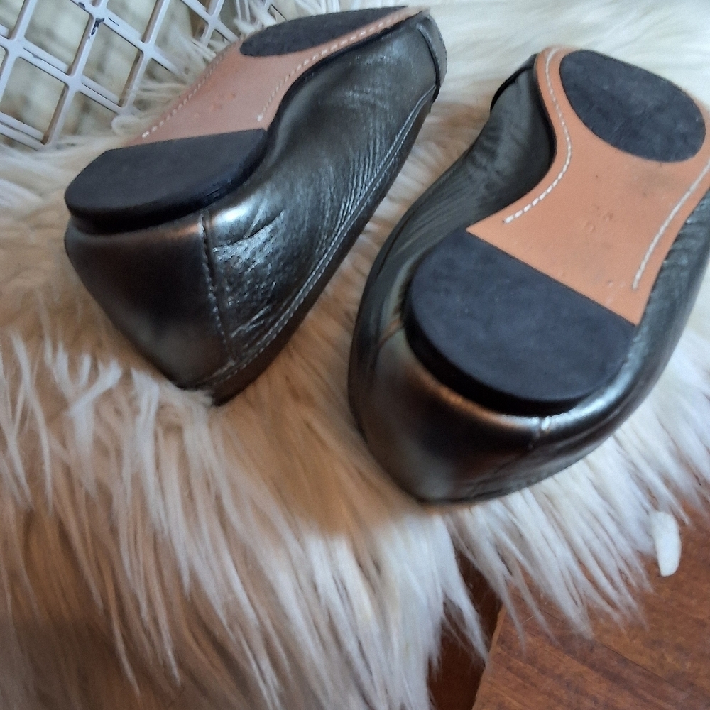 Coach pewter leather kisslock flats 7.5 - Picture 8 of 10